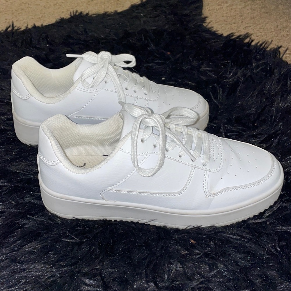 Memory foam shoes